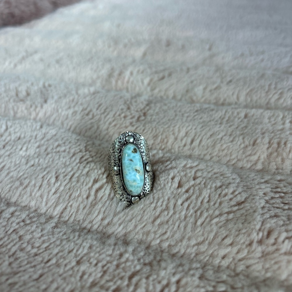 Elegant Silver and Blue Stone Ring